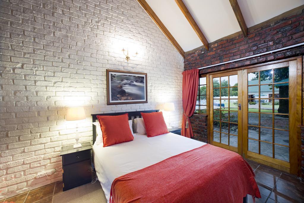 Swallows Nest Country Cottages Stormsrivier Quarto foto