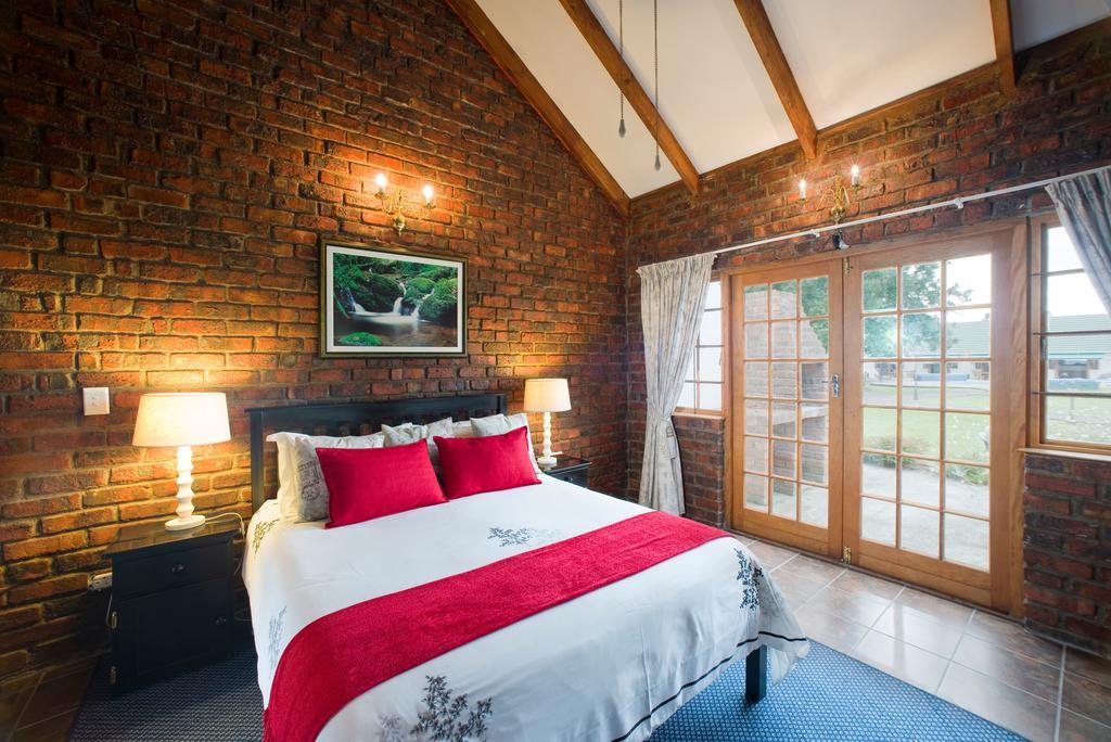 Swallows Nest Country Cottages Stormsrivier Exterior foto